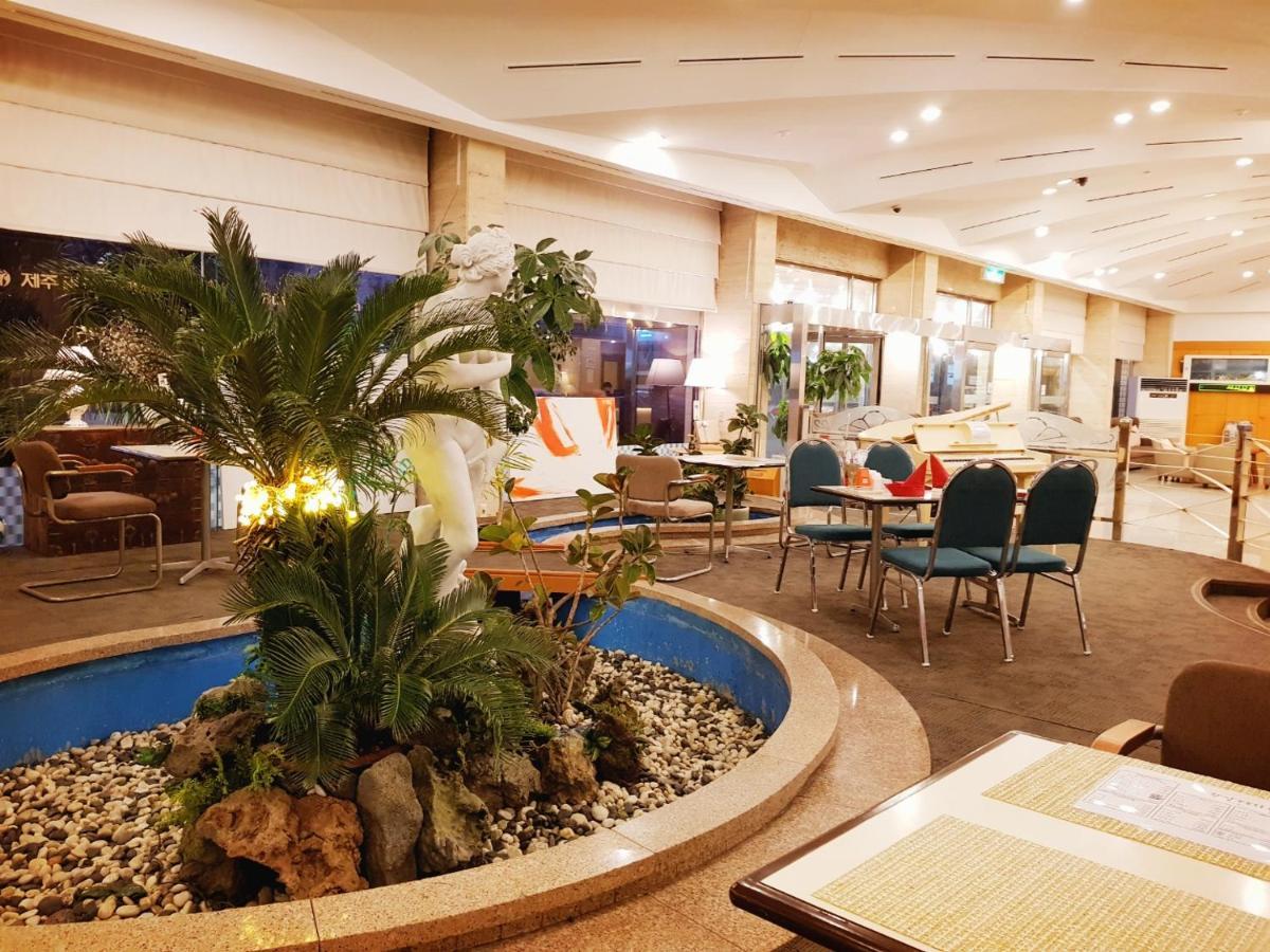 Pearl Hotel Jeju Bagian luar foto