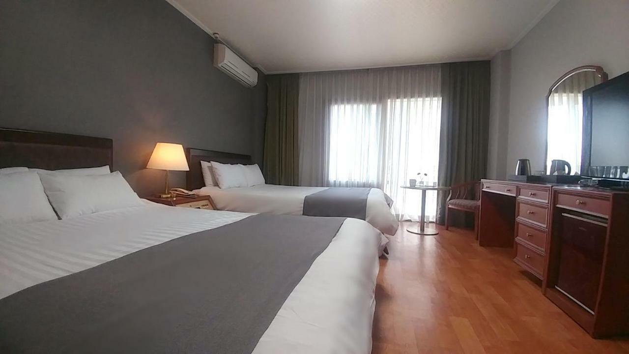 Pearl Hotel Jeju Bagian luar foto