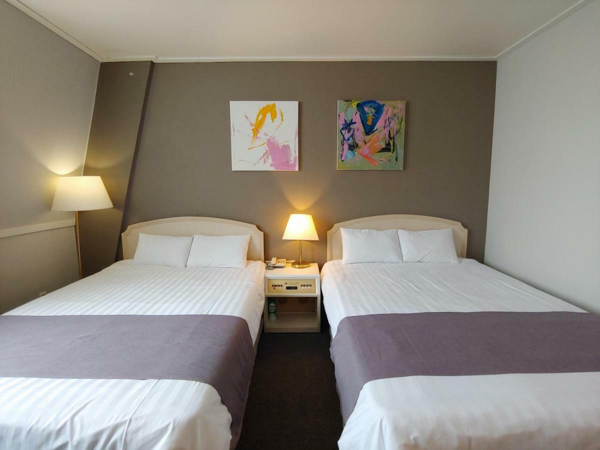 Pearl Hotel Jeju Bagian luar foto